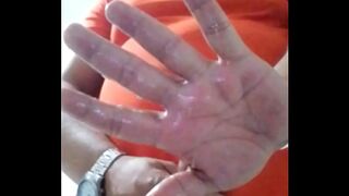 What a delicious ass, it was inevitable to touch one, what a delicious cumshot